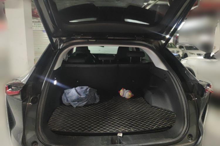 Used CHANGAN OSHAN Z6 2022 Blue Whale 1.5T DCT Smart Edition Trunk