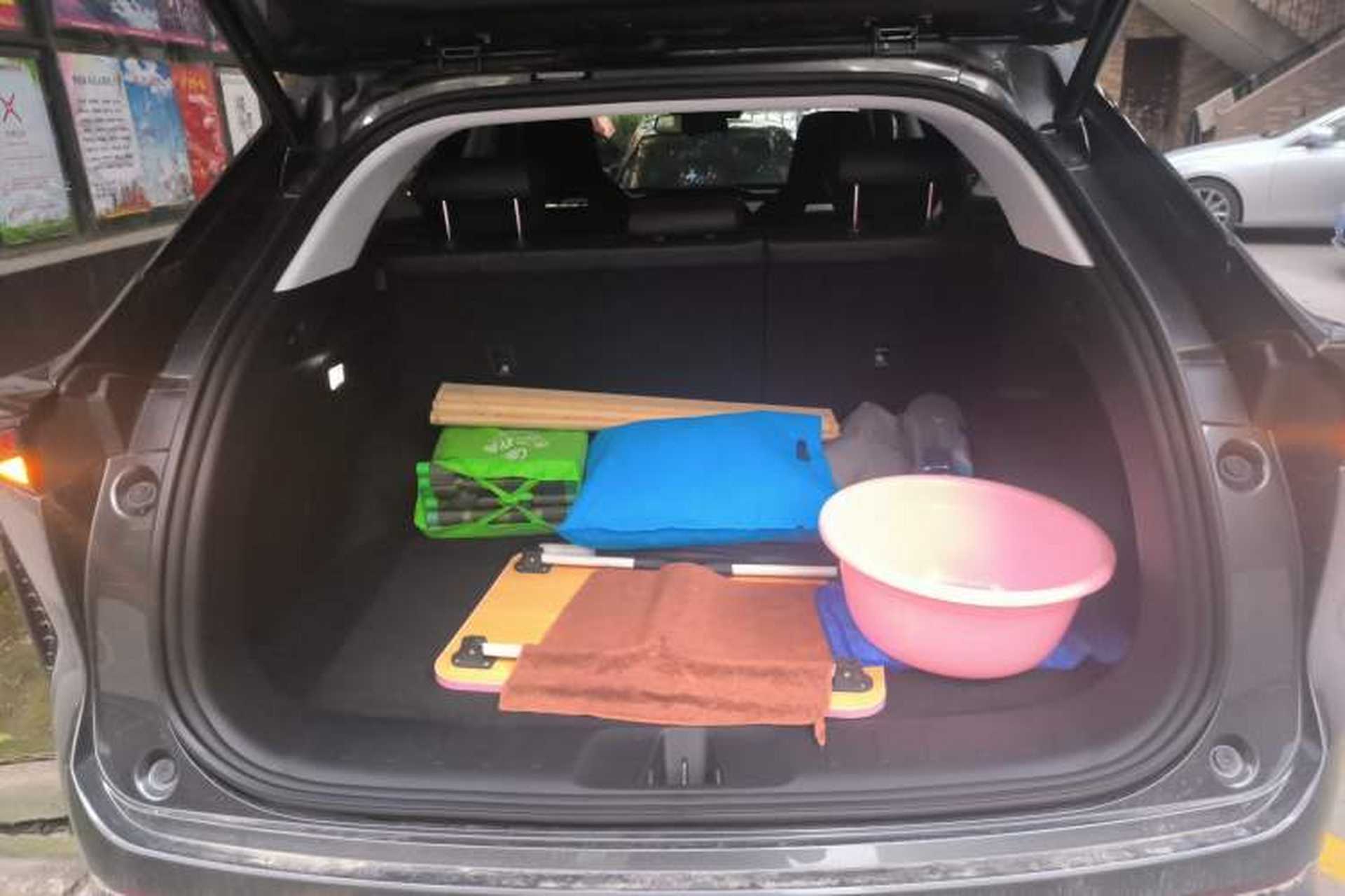 Used CHANGAN OSHAN Z6 2022 Blue Whale 1.5T DCT Smart Edition Trunk