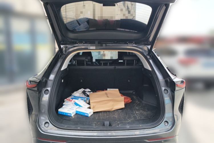 Used CHANGAN OSHAN Z6 2022 Blue Whale 1.5T DCT Smart Edition Urban Version Trunk