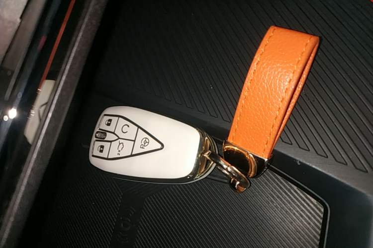 Used CHANGAN OSHAN Z6 2022 Blue Whale 1.5T DCT Smart Navigation Model Vehicle Key
