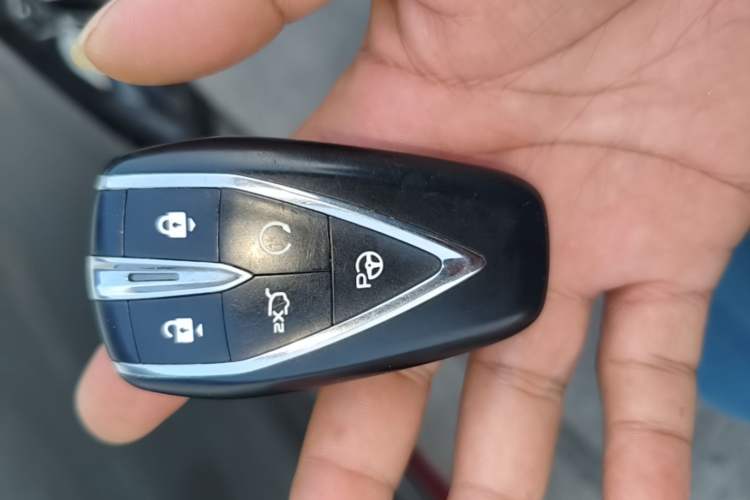 Used CHANGAN OSHAN Z6 2022 Blue Whale 1.5T DCT Smart Navigation Model Vehicle Key