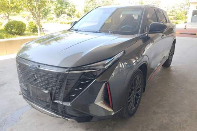 Used CHANGAN OSHAN Z6 2022 Blue Whale 1.5T DCT Luxury Model