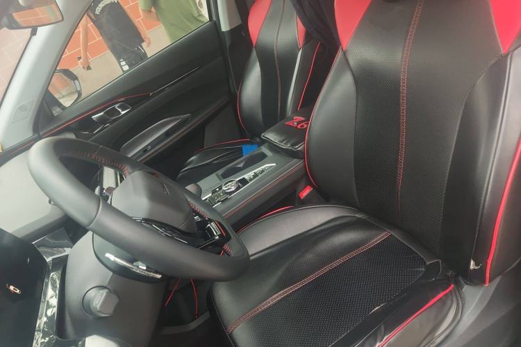 Used CHANGAN OSHAN Z6 2022 Blue Whale 1.5T DCT Luxury Model Left Front Seat
