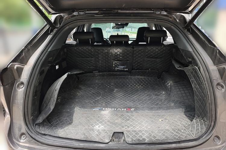 Used CHANGAN OSHAN Z6 2022 Blue Whale 1.5T DCT Smart Edition Urban Version Trunk
