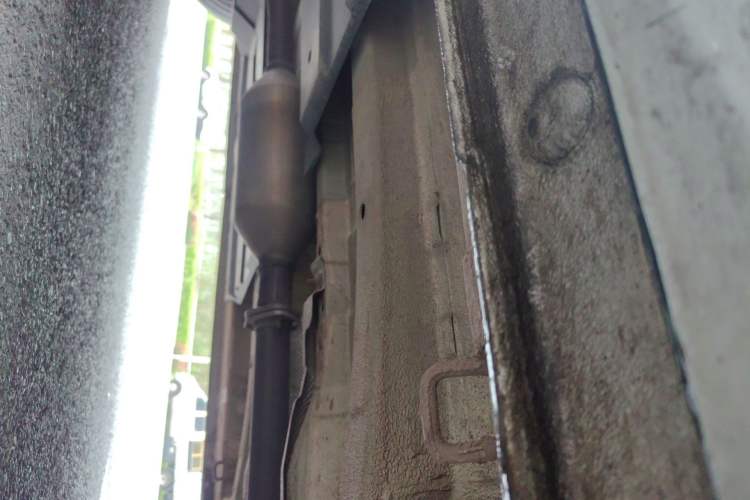 Used CHANGAN OSHAN Z6 2022 Blue Whale 1.5T DCT Smart Edition Chassis Front Right