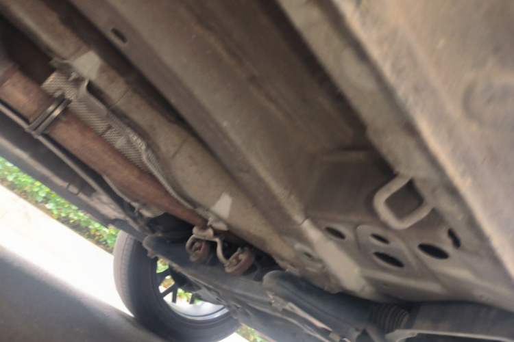 Used CHANGAN OSHAN Z6 2022 Blue Whale 1.5T DCT Smart Edition Chassis Front Right