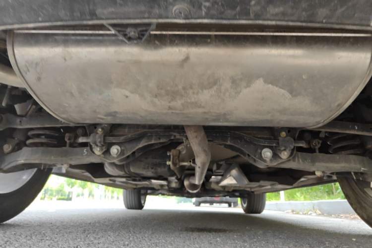 Used CHANGAN OSHAN Z6 2022 Blue Whale 1.5T DCT Luxury Model Chassis Rear