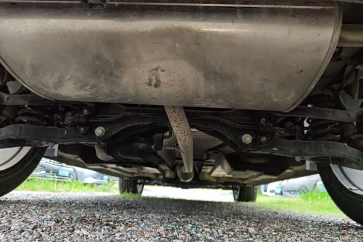 Used CHANGAN OSHAN Z6 2022 Blue Whale 1.5T DCT Smart Edition Chassis Rear