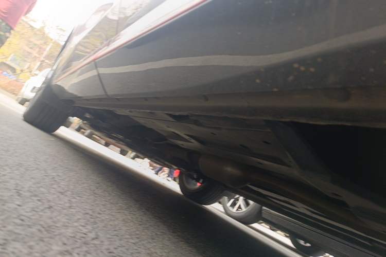 Used CHANGAN OSHAN Z6 2022 Blue Whale 1.5T DCT Luxury Model Chassis Rear Left
