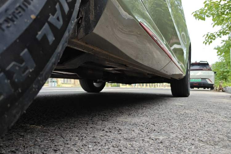 Used CHANGAN OSHAN Z6 2022 Blue Whale 1.5T DCT Luxury Model Chassis Rear Right