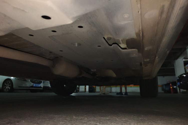 Used CHANGAN OSHAN Z6 2022 Blue Whale 1.5T DCT Smart Edition Chassis Rear Right