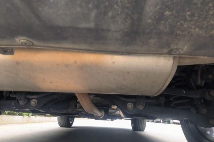 Used CHANGAN OSHAN Z6 2022 Blue Whale 1.5T DCT Smart Edition Chassis Rear