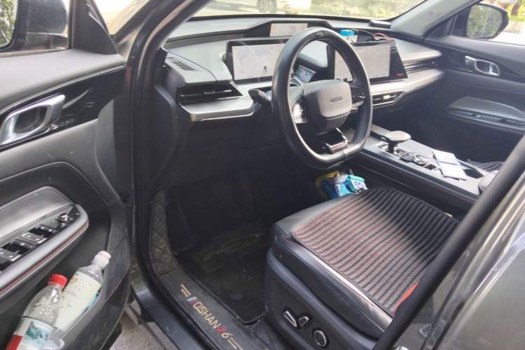 Used CHANGAN OSHAN Z6 2022 Blue Whale 1.5T DCT Smart Edition Driver Seat