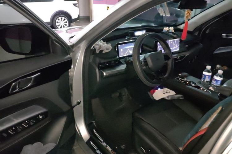 Used CHANGAN OSHAN Z6 2022 Blue Whale 1.5T DCT Smart Edition Driver Seat