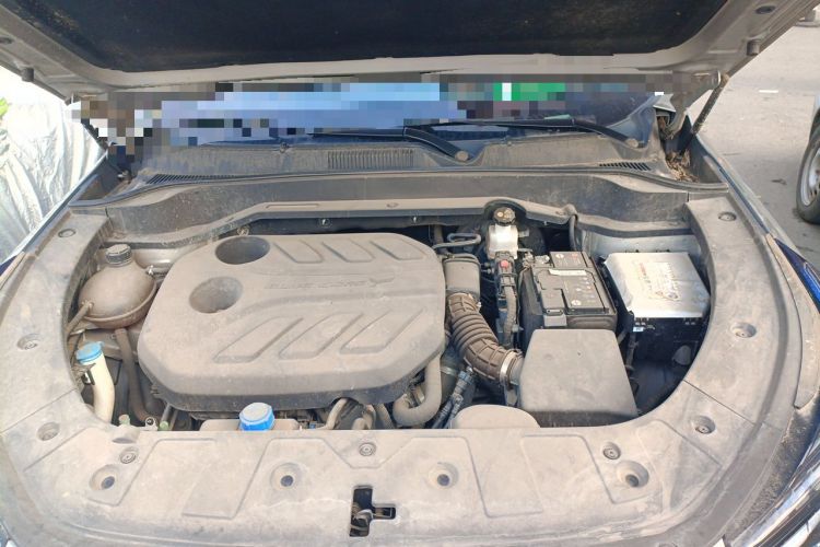 Used CHANGAN OSHAN Z6 2022 Blue Whale 1.5T DCT Luxury Model Engine Bay