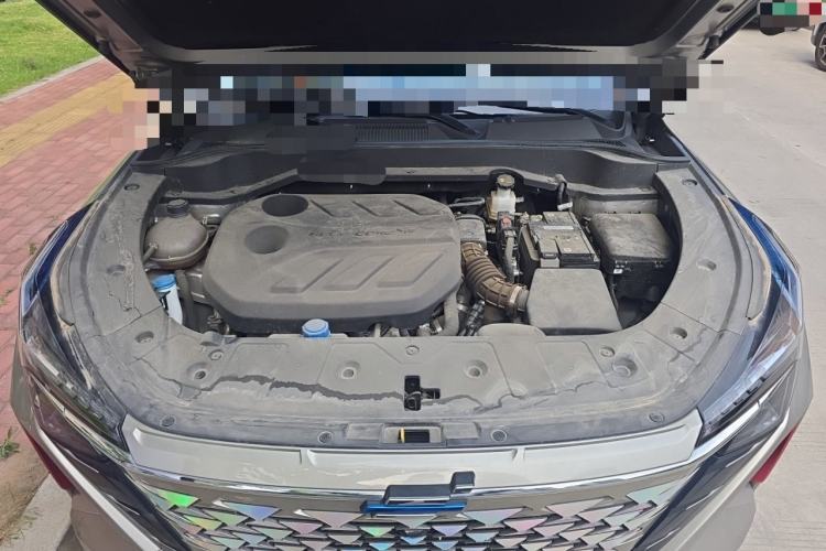 Used CHANGAN OSHAN Z6 2022 Blue Whale 1.5T DCT Luxury Model Engine Bay