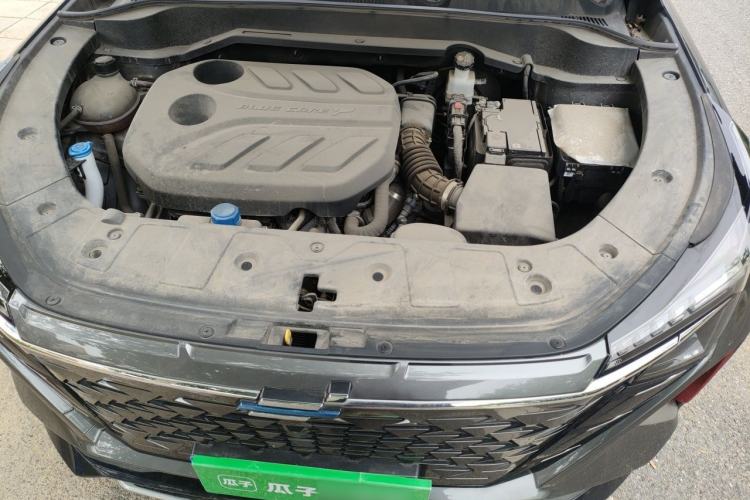 Used CHANGAN OSHAN Z6 2022 Blue Whale 1.5T DCT Luxury Model Engine Bay