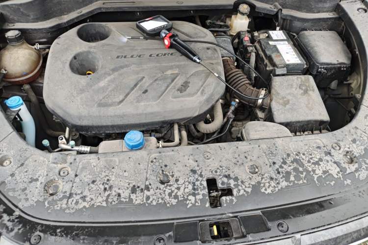 Used CHANGAN OSHAN Z6 2022 Blue Whale 1.5T DCT Smart Edition Engine Bay