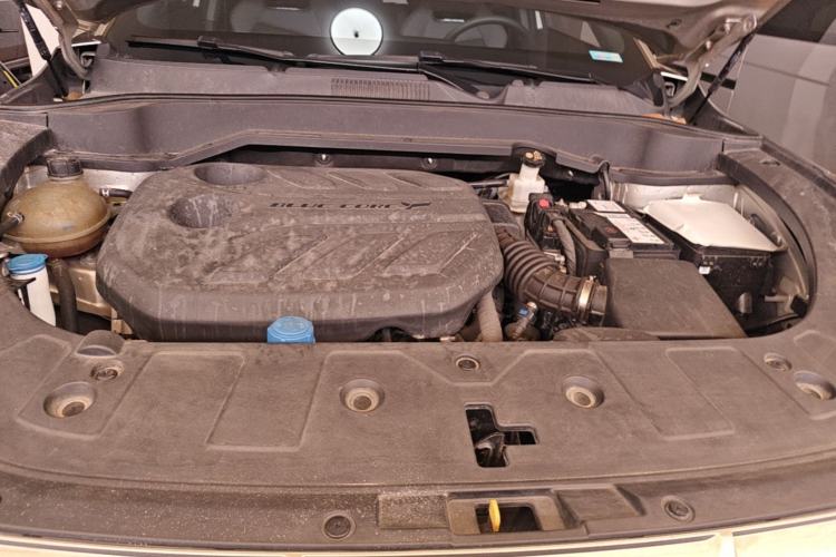 Used CHANGAN OSHAN Z6 2022 Blue Whale 1.5T DCT Smart Edition Urban Version Engine Bay