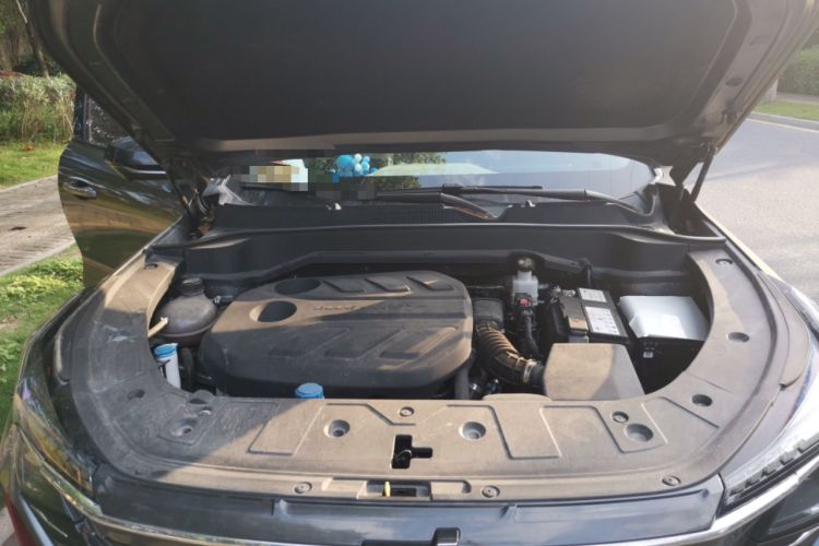 Used CHANGAN OSHAN Z6 2022 Blue Whale 1.5T DCT Smart Edition Engine Bay