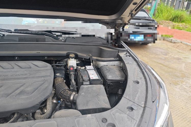 Used CHANGAN OSHAN Z6 2022 Blue Whale 1.5T DCT Smart Edition Engine Bay Left