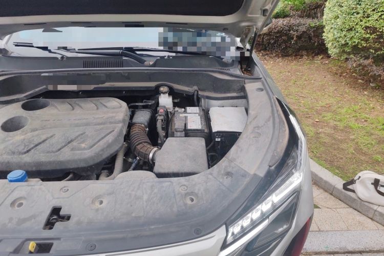 Used CHANGAN OSHAN Z6 2022 Blue Whale 1.5T DCT Smart Edition Engine Bay Left