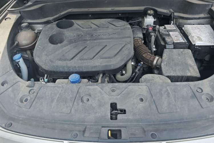 Used CHANGAN OSHAN Z6 2022 Blue Whale 1.5T DCT Smart Edition Engine Bay