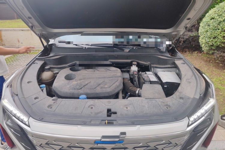 Used CHANGAN OSHAN Z6 2022 Blue Whale 1.5T DCT Smart Edition Engine Bay