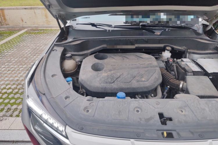 Used CHANGAN OSHAN Z6 2022 Blue Whale 1.5T DCT Smart Edition Engine Bay Right