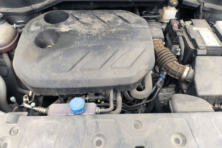 Used CHANGAN OSHAN Z6 2022 Blue Whale 1.5T DCT Smart Edition Engine Bay
