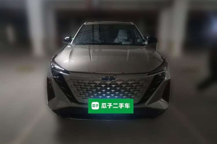 Used CHANGAN OSHAN Z6 2022 Blue Whale 1.5T DCT Smart Edition Urban Version Exterior 1