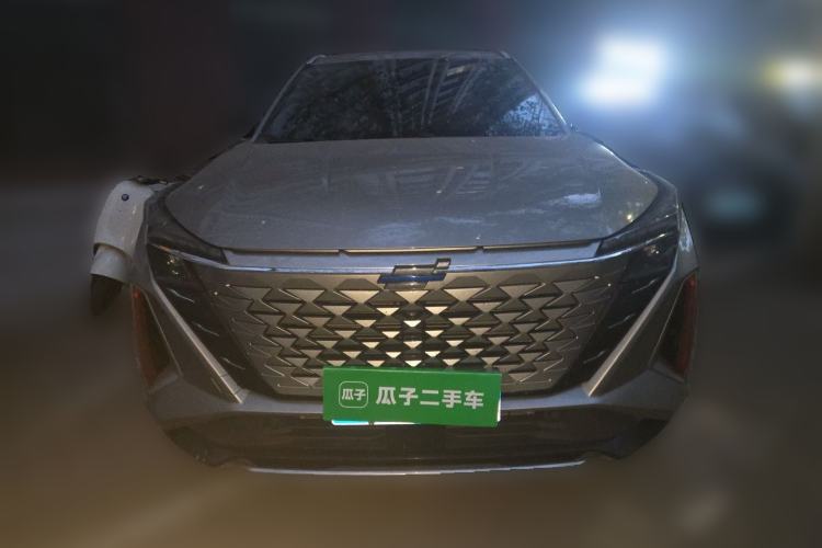 Used CHANGAN OSHAN Z6 2022 Blue Whale 1.5T DCT Smart Navigation Model Front