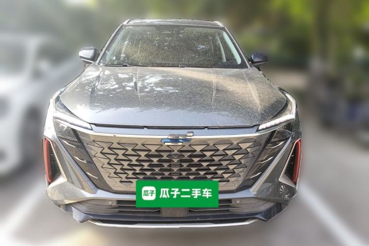 Used CHANGAN OSHAN Z6 2022 Blue Whale 1.5T DCT Smart Edition Front
