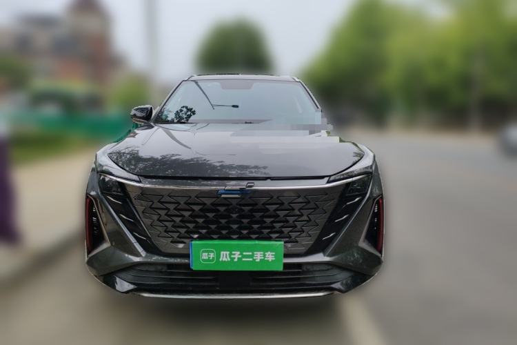 Used CHANGAN OSHAN Z6 2022 Blue Whale 1.5T DCT Luxury Model Front
