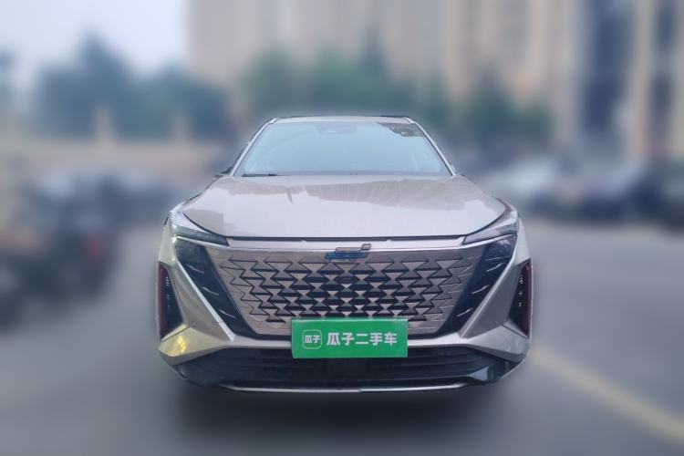 Used CHANGAN OSHAN Z6 2022 Blue Whale 1.5T DCT Smart Navigation Model Front
