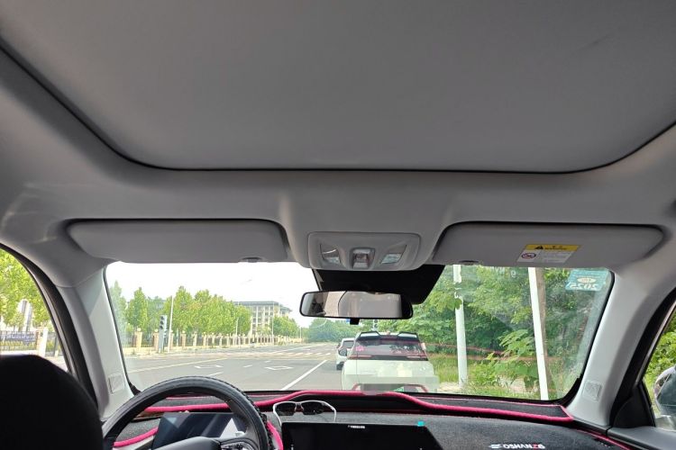 Used CHANGAN OSHAN Z6 2022 Blue Whale 1.5T DCT Luxury Model Headliner
