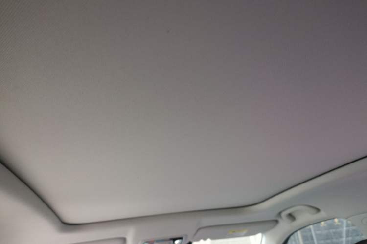 Used CHANGAN OSHAN Z6 2022 Blue Whale 1.5T DCT Smart Navigation Model Headliner