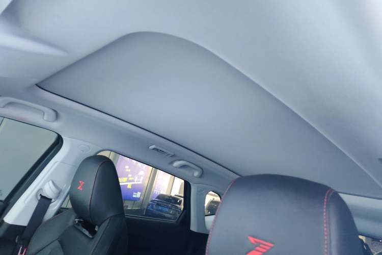 Used CHANGAN OSHAN Z6 2022 Blue Whale 1.5T DCT Smart Edition Headliner