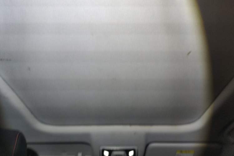 Used CHANGAN OSHAN Z6 2022 Blue Whale 1.5T DCT Smart Navigation Model Headliner