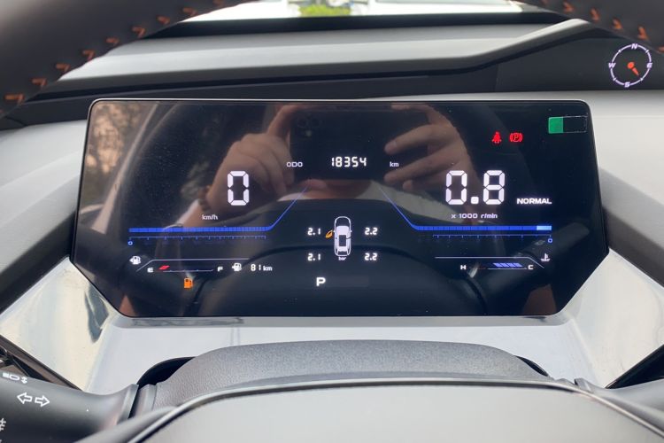 Used CHANGAN OSHAN Z6 2022 Blue Whale 1.5T DCT Luxury Model Instrument Cluster