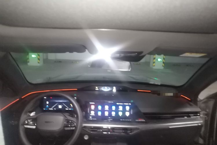Used CHANGAN OSHAN Z6 2022 Blue Whale 1.5T DCT Smart Edition Urban Version Interior 2