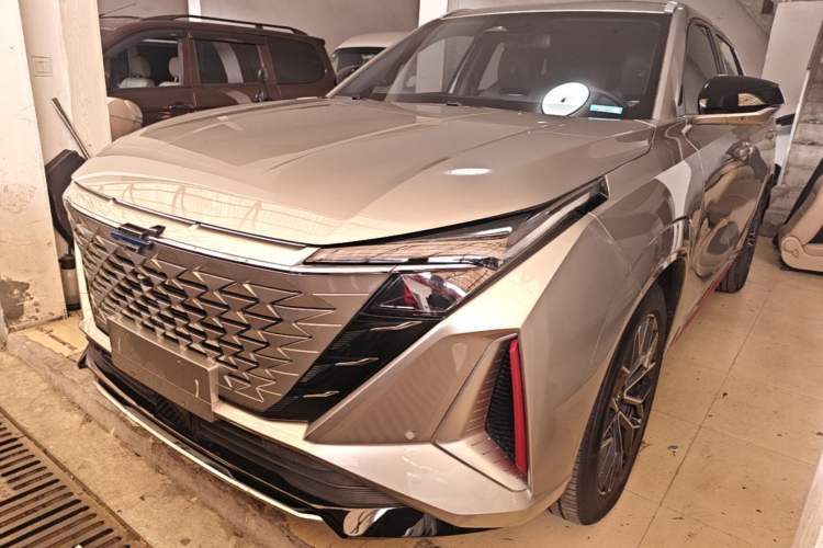 Used CHANGAN OSHAN Z6 2022 Blue Whale 1.5T DCT Smart Edition Urban Version Guazi used car, China used car export, Used car for sale, Used  cars, Cheapest cars for sale