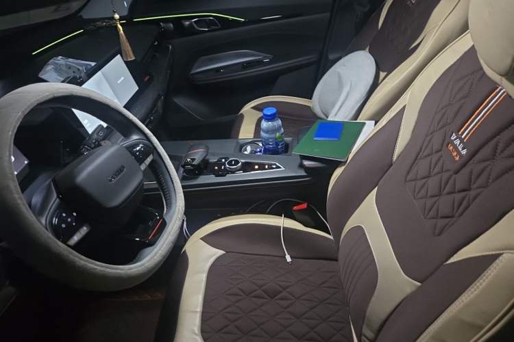 Used CHANGAN OSHAN Z6 2022 Blue Whale 1.5T DCT Smart Navigation Model Left Front Seat