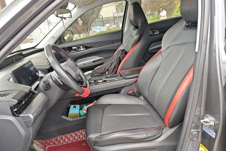 Used CHANGAN OSHAN Z6 2022 Blue Whale 1.5T DCT Smart Edition Left Front Seat