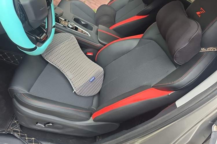 Used CHANGAN OSHAN Z6 2022 Blue Whale 1.5T DCT Luxury Model Left Front Seat