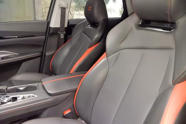 Used CHANGAN OSHAN Z6 2022 Blue Whale 1.5T DCT Smart Edition Left Front Seat