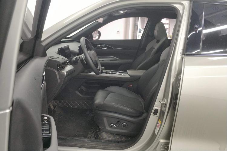 Used CHANGAN OSHAN Z6 2022 Blue Whale 1.5T DCT Smart Edition Urban Version Left Front Seat