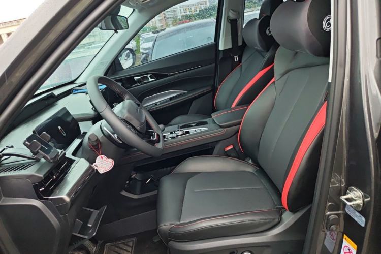 Used CHANGAN OSHAN Z6 2022 Blue Whale 1.5T DCT Smart Edition Left Front Seat