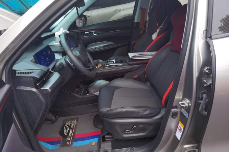 Used CHANGAN OSHAN Z6 2022 Blue Whale 1.5T DCT Luxury Model Left Front Seat
