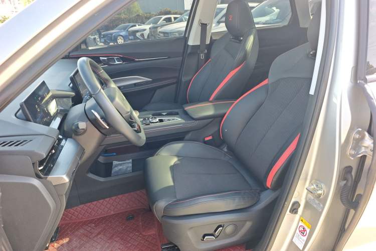 Used CHANGAN OSHAN Z6 2022 Blue Whale 1.5T DCT Luxury Model Left Front Seat